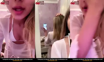 Ebru’nun Çıtır Kızın Canlı Yayını Görüntüleniyor