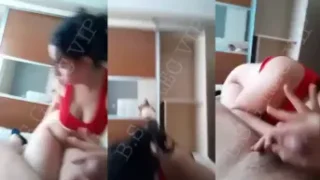 Kırmızı türk amatör Amatör kısın sex ve sakso ifşası 08.08.2025 Part 1